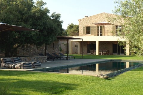 Finca for rent Arta, Mallorca, Spain 4 bedrooms, 561 sq.m. No. 131060 - photo 1