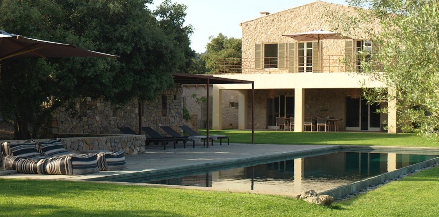 Finca Arta, Mallorca, Spain 4 bedrooms, 561 sq.m. No. 131060