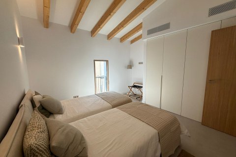 Casa adosada en alquiler Sa Pobla, Mallorca, España 5 dormitorios, 300 m2 No. 131064 - foto 16