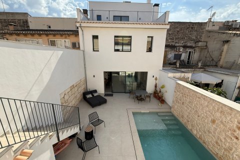 Casa adosada en alquiler Sa Pobla, Mallorca, España 5 dormitorios, 300 m2 No. 131064 - foto 2