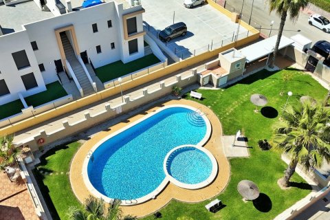 Huvila myytävänä Villamartin, Alicante, Espanja, 3 makuuhuonetta, 96 m2 No. 129453 - kuva 15