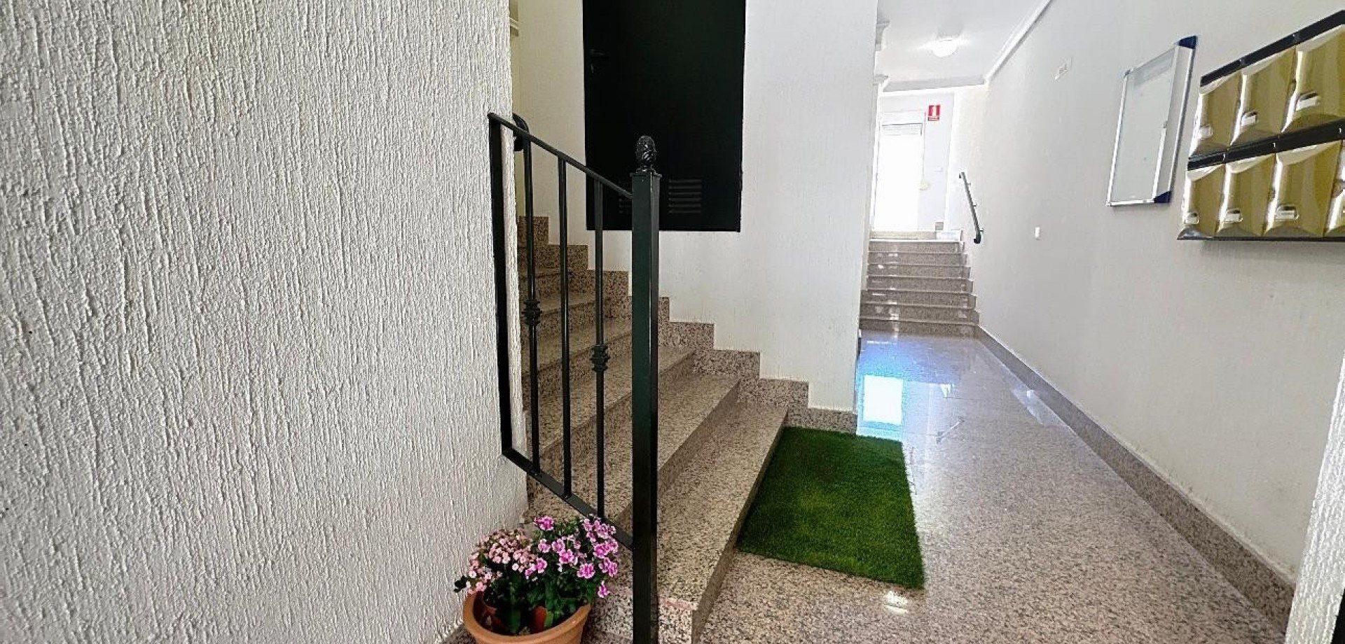 Apartment in San Pedro del Pinatar, Murcia, Spain 2 bedrooms, 85 sq.m. No. 131706