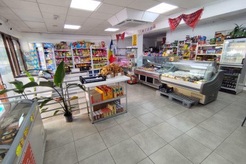 Commercial property for sale Torrevieja, Alicante, Spain 4 bedrooms, 91 sq.m. No. 131708 - photo 7