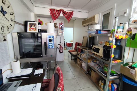 Commercial property for sale Torrevieja, Alicante, Spain 4 bedrooms, 91 sq.m. No. 131708 - photo 11