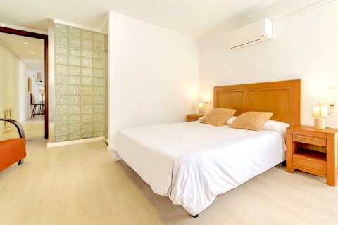 Townhouse for sale Port De Pollenca, Mallorca, Spain 7 bedrooms, 393 sq.m. No. 128871 - photo 16