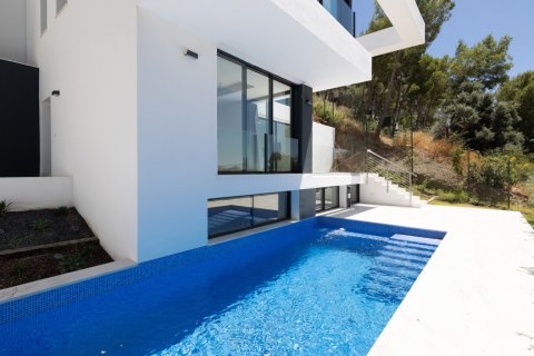 Villa till salu Malaga, Spanien 5 sovrum, 437.64 kvm. Nr. 124637 - foto 9