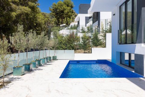 Villa till salu Malaga, Spanien 5 sovrum, 437.64 kvm. Nr. 124637 - foto 7