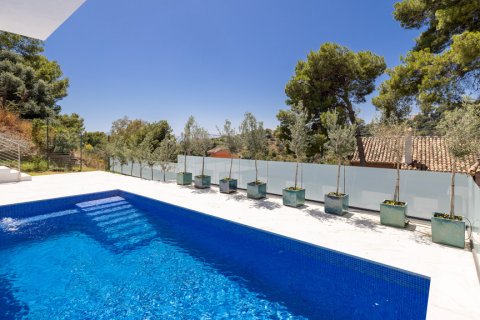 Villa till salu Malaga, Spanien 5 sovrum, 437.64 kvm. Nr. 124637 - foto 12