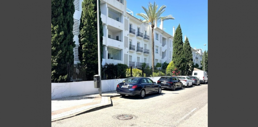 Lägenhet Nueva Andalucia, Malaga, Spanien 2 sovrum, 88 kvm. Nr. 127403