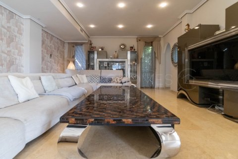 Villa for sale La Mata, Alicante, Spain 5 bedrooms, 469 sq.m. No. 125136 - photo 24