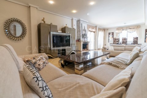 Villa for sale La Mata, Alicante, Spain 5 bedrooms, 469 sq.m. No. 125136 - photo 21