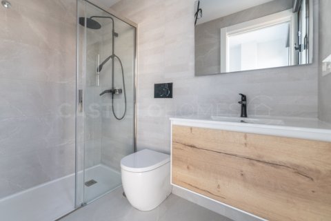 Apartamento en venta Torrevieja, Alicante, España 2 dormitorios, 86 m2 No. 125134 - foto 4