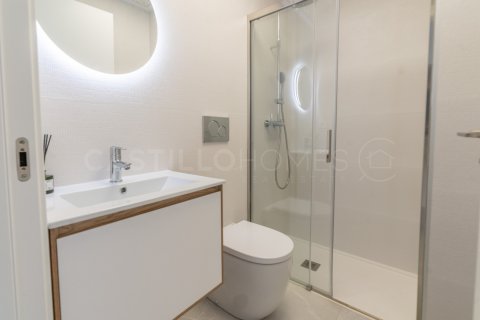 Apartamento en venta Torrevieja, Alicante, España 2 dormitorios, 86 m2 No. 125134 - foto 14