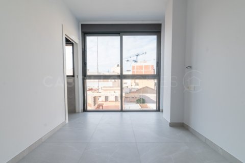 Apartamento en venta Torrevieja, Alicante, España 2 dormitorios, 86 m2 No. 125134 - foto 2