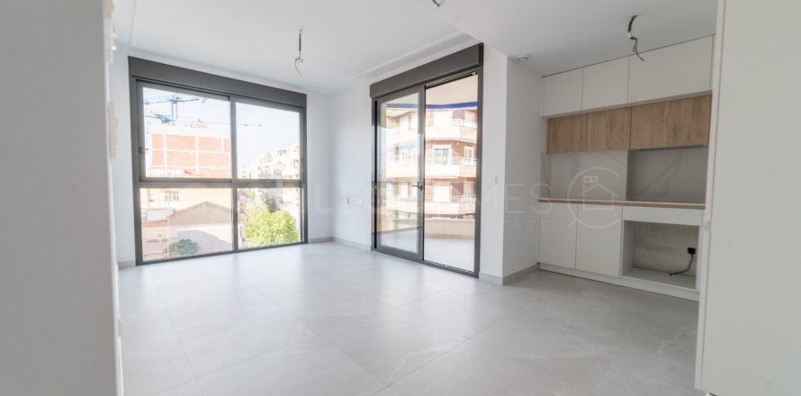 Apartamento Torrevieja, Alicante, España 2 dormitorios, 86 m2 No. 125134