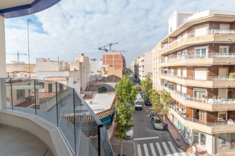 Apartamento en venta Torrevieja, Alicante, España 2 dormitorios, 86 m2 No. 125134 - foto 28
