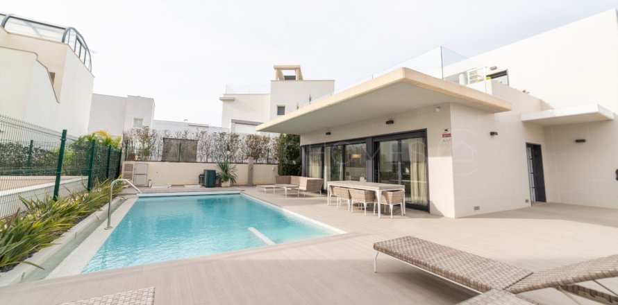 Villa Dehesa De Campoamor, Alicante, Spagna 4 camere da letto, 196 mq. N° 125137