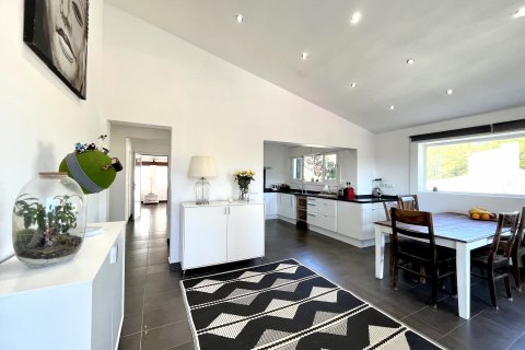 Villa for sale Costa De La Calma, Mallorca, Spain 3 bedrooms, 222 sq.m. No. 130944 - photo 8