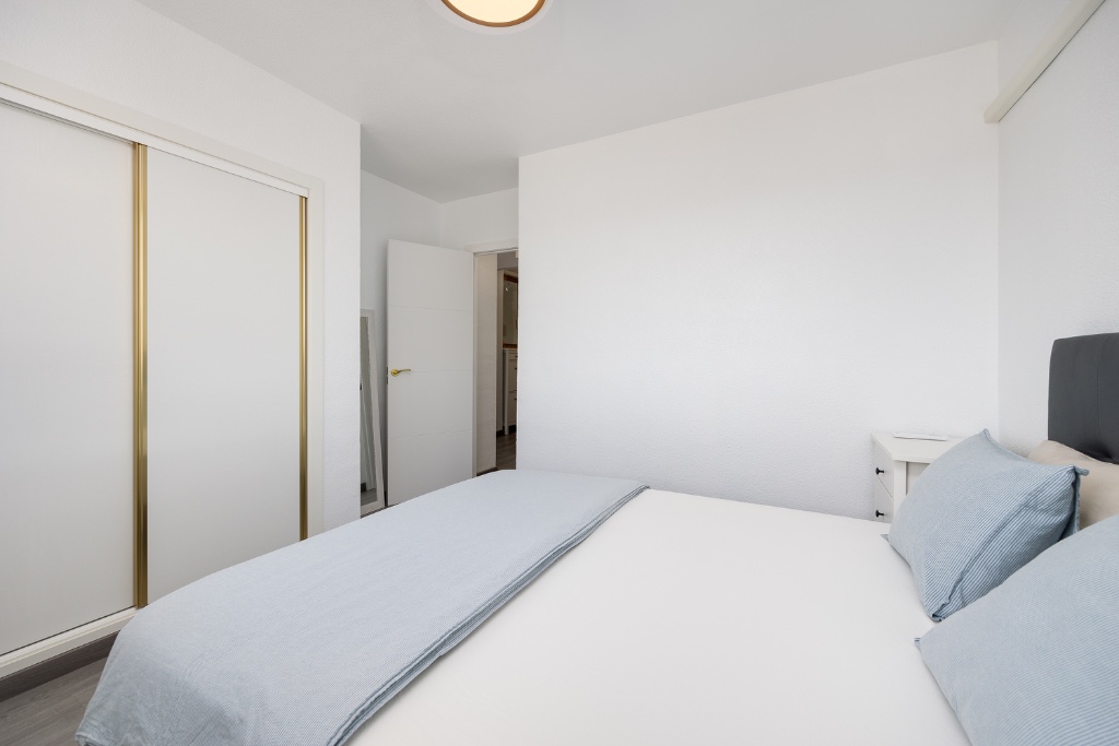 Appartamento a Punta Prima, Alicante, Spagna 2 camere da letto, 75 mq. N° 131075