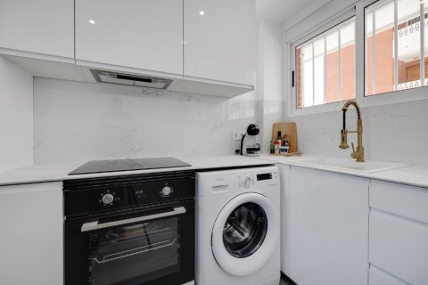 Huoneisto myytävänä Punta Prima, Alicante, Espanja, 2 makuuhuonetta, 75 m2 No. 131075 - kuva 9