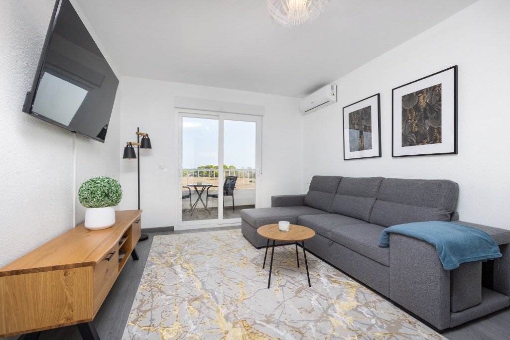Appartamento a Punta Prima, Alicante, Spagna 2 camere da letto, 75 mq. N° 131075