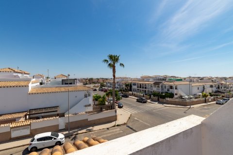 Kaupunkipientalo myytävänä Punta Prima, Alicante, Espanja, 2 makuuhuonetta, 80 m2 No. 131073 - kuva 24