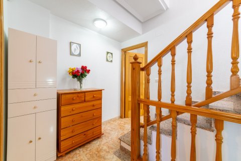 Kaupunkipientalo myytävänä Punta Prima, Alicante, Espanja, 2 makuuhuonetta, 80 m2 No. 131073 - kuva 15