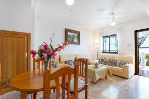 Kaupunkipientalo myytävänä Punta Prima, Alicante, Espanja, 2 makuuhuonetta, 80 m2 No. 131073 - kuva 9