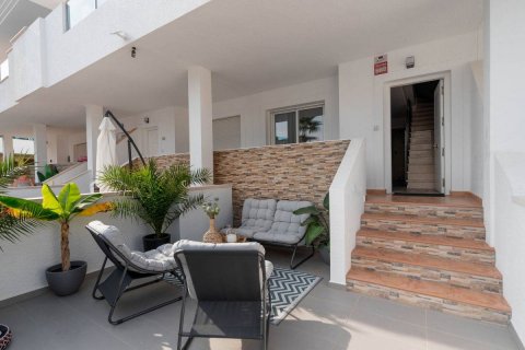 Huoneisto myytävänä Los Balcones, Alicante, Espanja, 3 makuuhuonetta, 115 m2 No. 125853 - kuva 3
