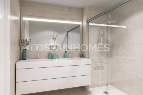 Lägenhet till salu i Velez-Malaga, Malaga, Spanien 2 sovrum, 80 kvm. Nr. 131301 - foto 12