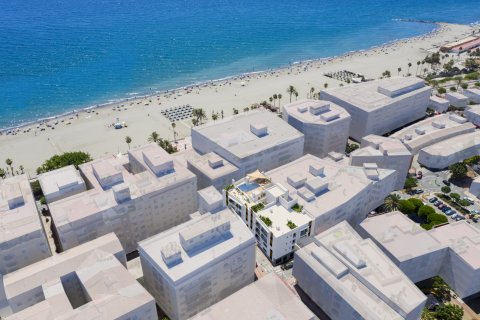 Продажа квартиры в Эстепона, Малага, Испания 2 спальни, 90м2 №123816 - фото 6