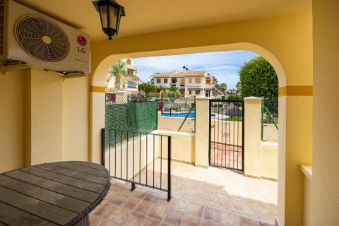 Bungalow for sale La Mata, Alicante, Spain 2 bedrooms, 46 sq.m. No. 125344 - photo 4