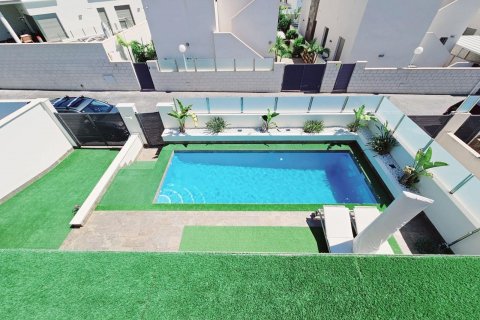 Villa till salu Villamartin, Alicante, Spanien 5 sovrum, 150 kvm. Nr. 125345 - foto 16