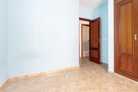 Продажа квартиры в Эстепона, Малага, Испания 3 спальни, 99м2 №124509 - фото 25
