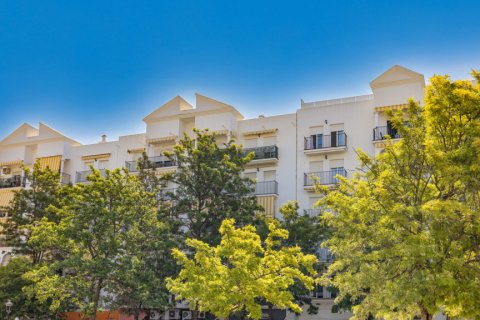 Продажа квартиры в Эстепона, Малага, Испания 3 спальни, 99м2 №124509 - фото 1