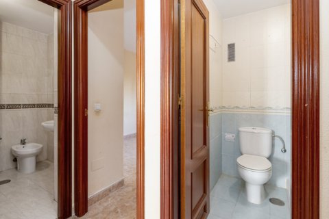 Продажа квартиры в Эстепона, Малага, Испания 3 спальни, 99м2 №124509 - фото 16