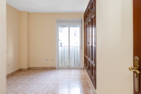 Продажа квартиры в Эстепона, Малага, Испания 3 спальни, 99м2 №124509 - фото 19