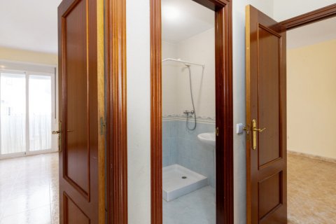 Продажа квартиры в Эстепона, Малага, Испания 3 спальни, 99м2 №124509 - фото 18