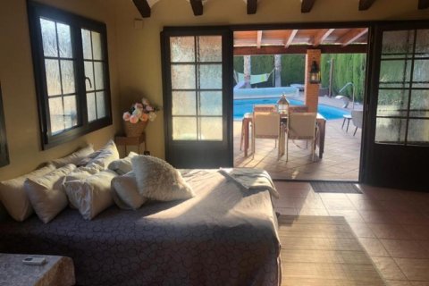 Villa à vendre Elda, Alicante, Espagne, 4 chambres, 240 m2 No. 125634 - photo 3