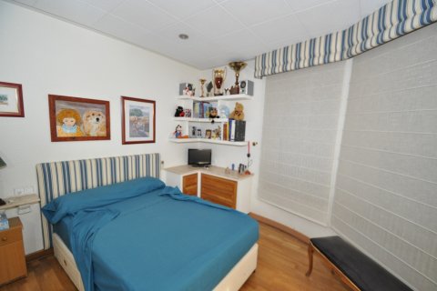 Townhouse for sale Petrer, Alicante, Spain 12 bedrooms, 700 sq.m. No. 125631 - photo 5