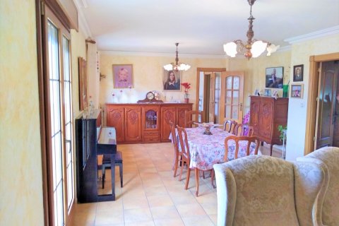 Villa for sale Aspe, Alicante, Spain 5 bedrooms, 380 sq.m. No. 125629 - photo 11