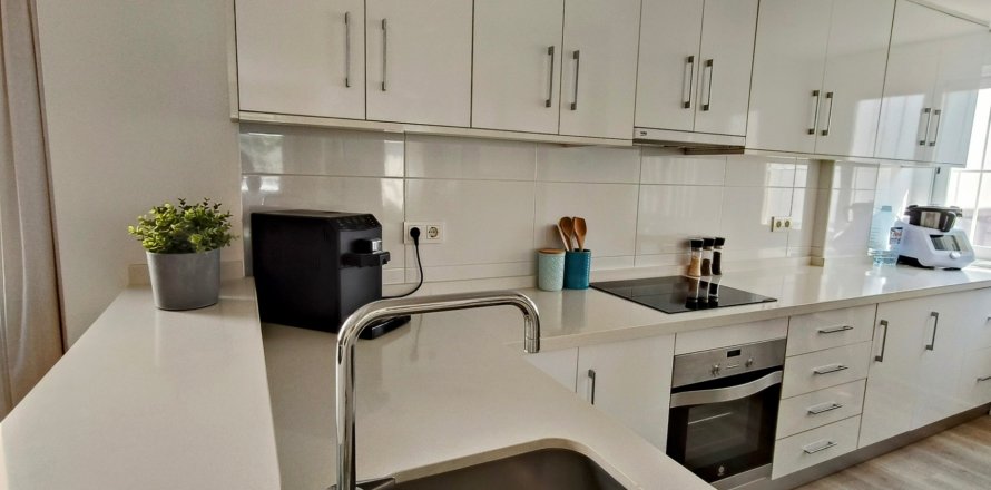 Villa Torrevieja, Alicante, Spain 3 bedrooms, 190 sq.m. No. 129718