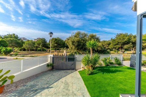 Villa for sale La Zenia, Alicante, Spain 2 bedrooms, 82 sq.m. No. 127324 - photo 4