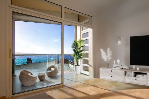 Apartment for sale Las Palmas De Gran Canaria, Gran Canaria, Spain 2 bedrooms, 79 sq.m. No. 120142 - photo 1