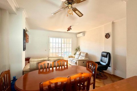 Apartment for sale Torrevieja, Alicante, Spain 3 bedrooms, 100 sq.m. No. 129058 - photo 9