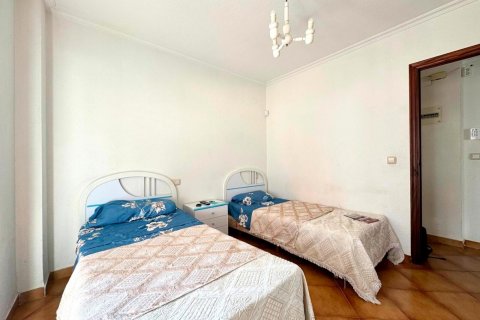 Apartment for sale Torrevieja, Alicante, Spain 3 bedrooms, 100 sq.m. No. 129058 - photo 19