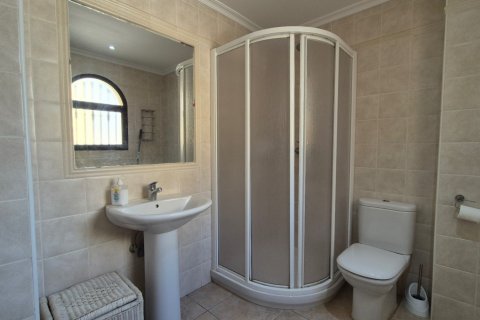Villa zum Verkauf Alicante, Spanien 3 Schlafzimmer, 195 m2 Nr. 129055 - Foto 20
