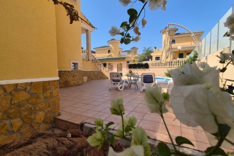Villa zum Verkauf Alicante, Spanien 3 Schlafzimmer, 195 m2 Nr. 129055 - Foto 8