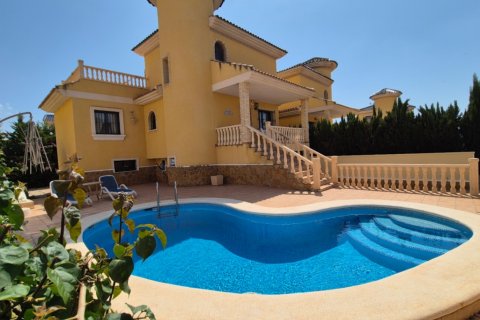 Villa zum Verkauf Alicante, Spanien 3 Schlafzimmer, 195 m2 Nr. 129055 - Foto 1