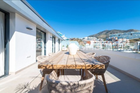 Penthouse à vendre Fuengirola, Malaga, Espagne, 2 chambres, 189 m2 No. 122186 - photo 2